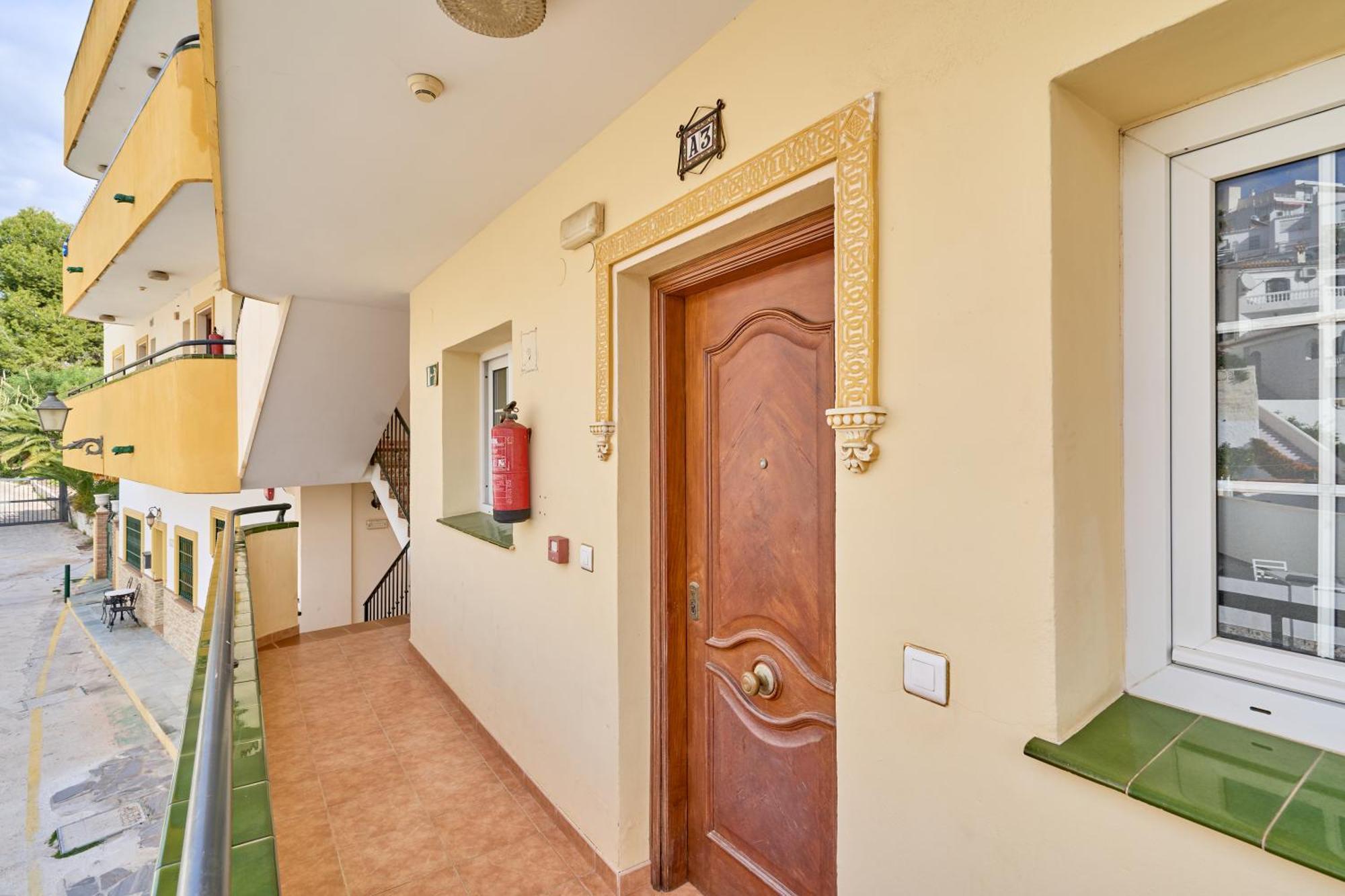 Buriana Beach Nerja Exterior foto