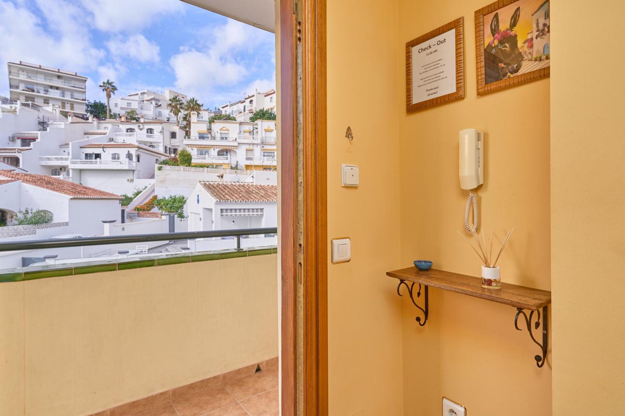 Buriana Beach Nerja Exterior foto