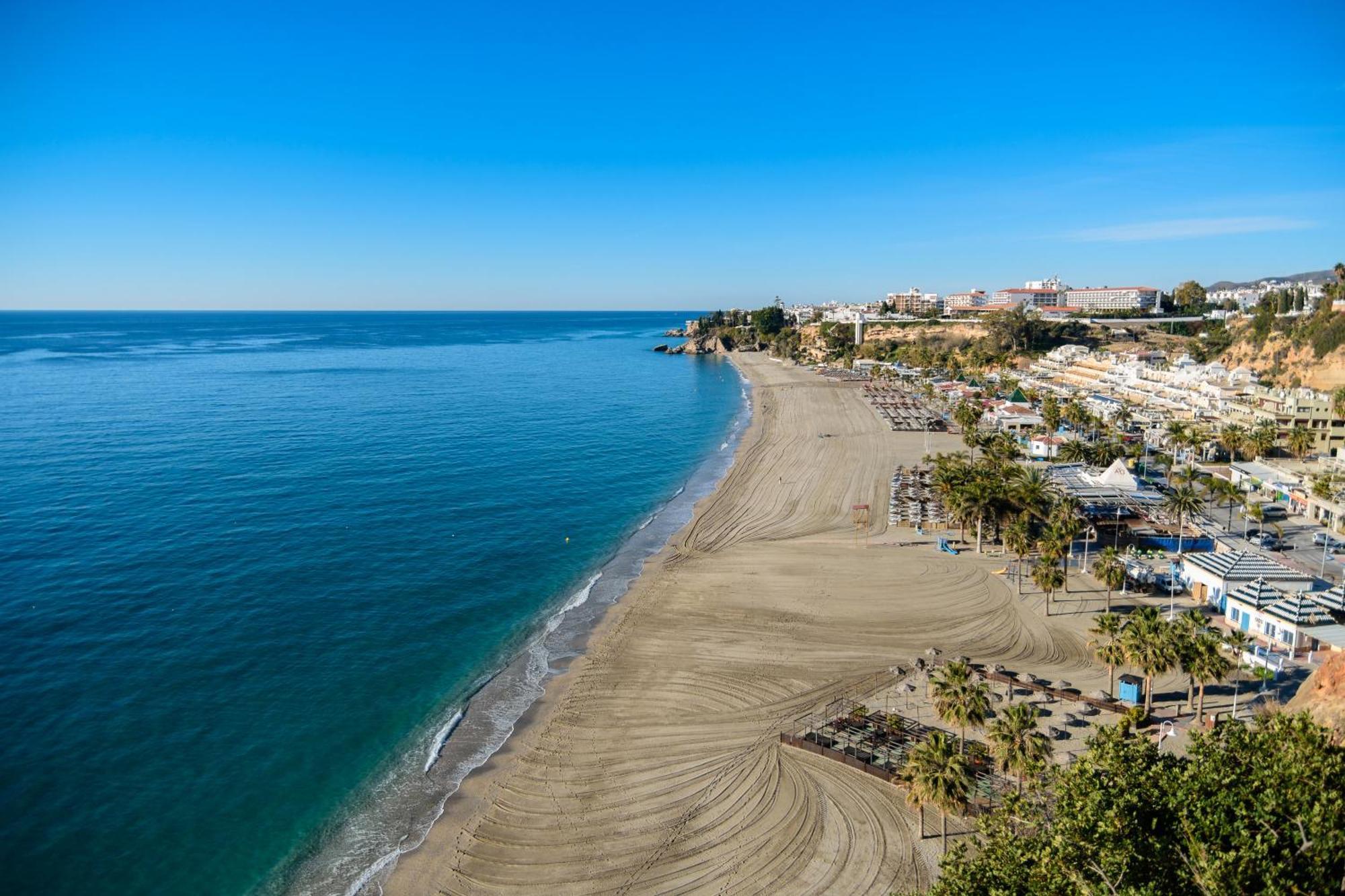Buriana Beach Nerja Exterior foto